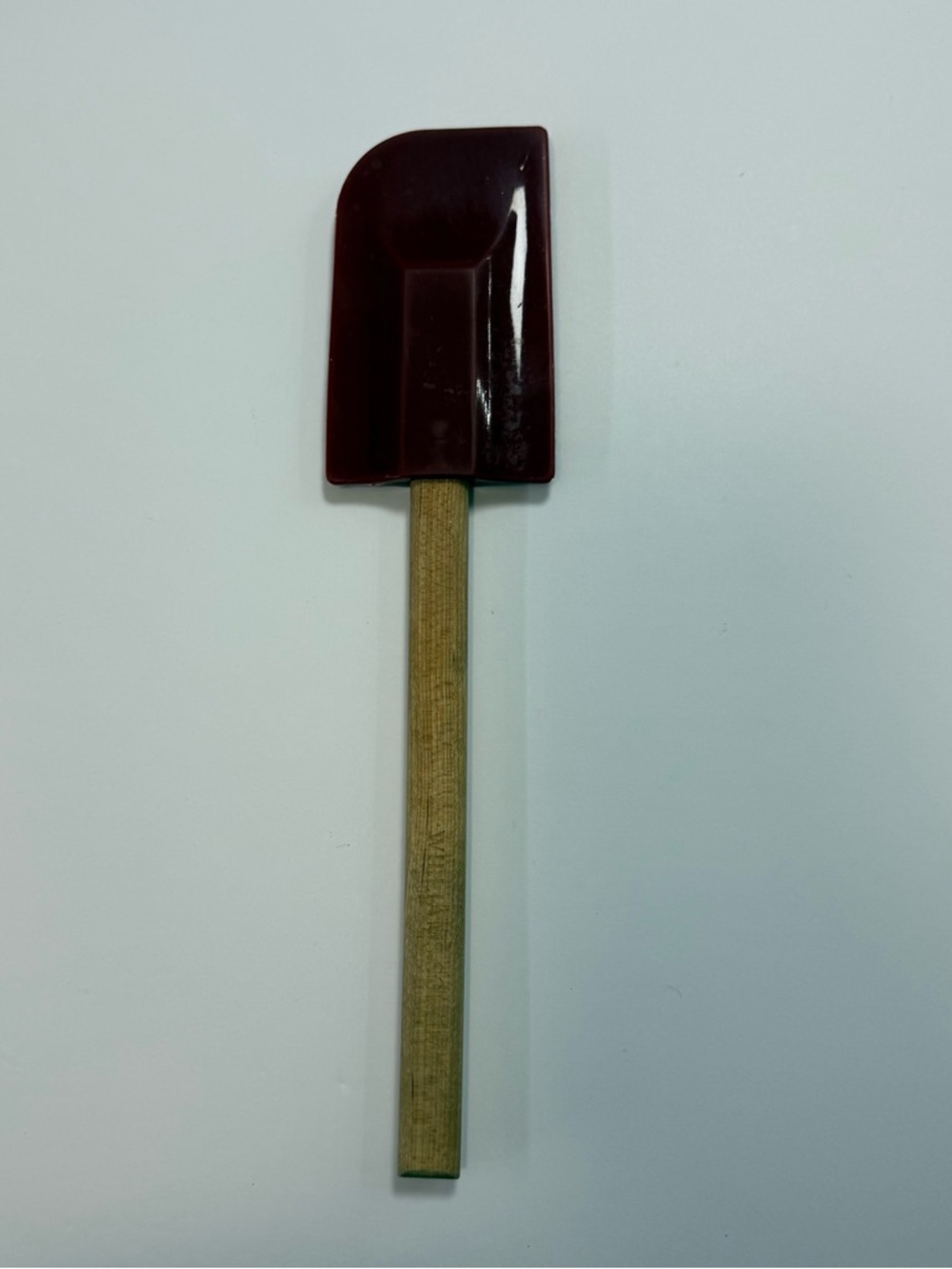 Williams Sonoma Silicone Spatula with Wooden Handle - Burgundy
